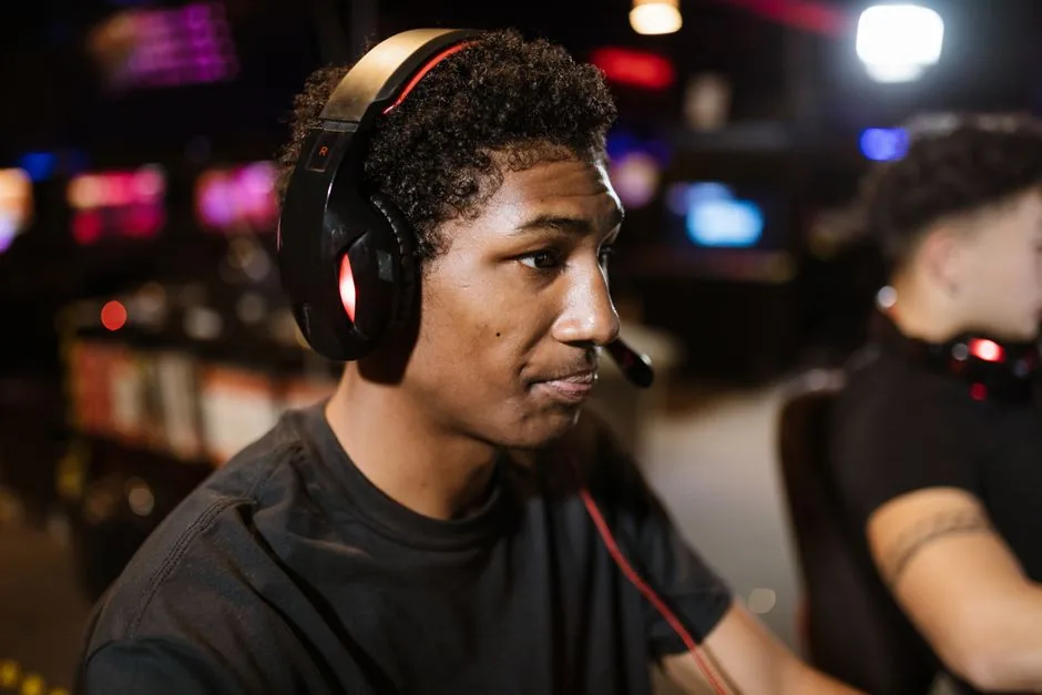 Cómo conectar unos auriculares a la Xbox: cable, inalámbricos y chat de voz